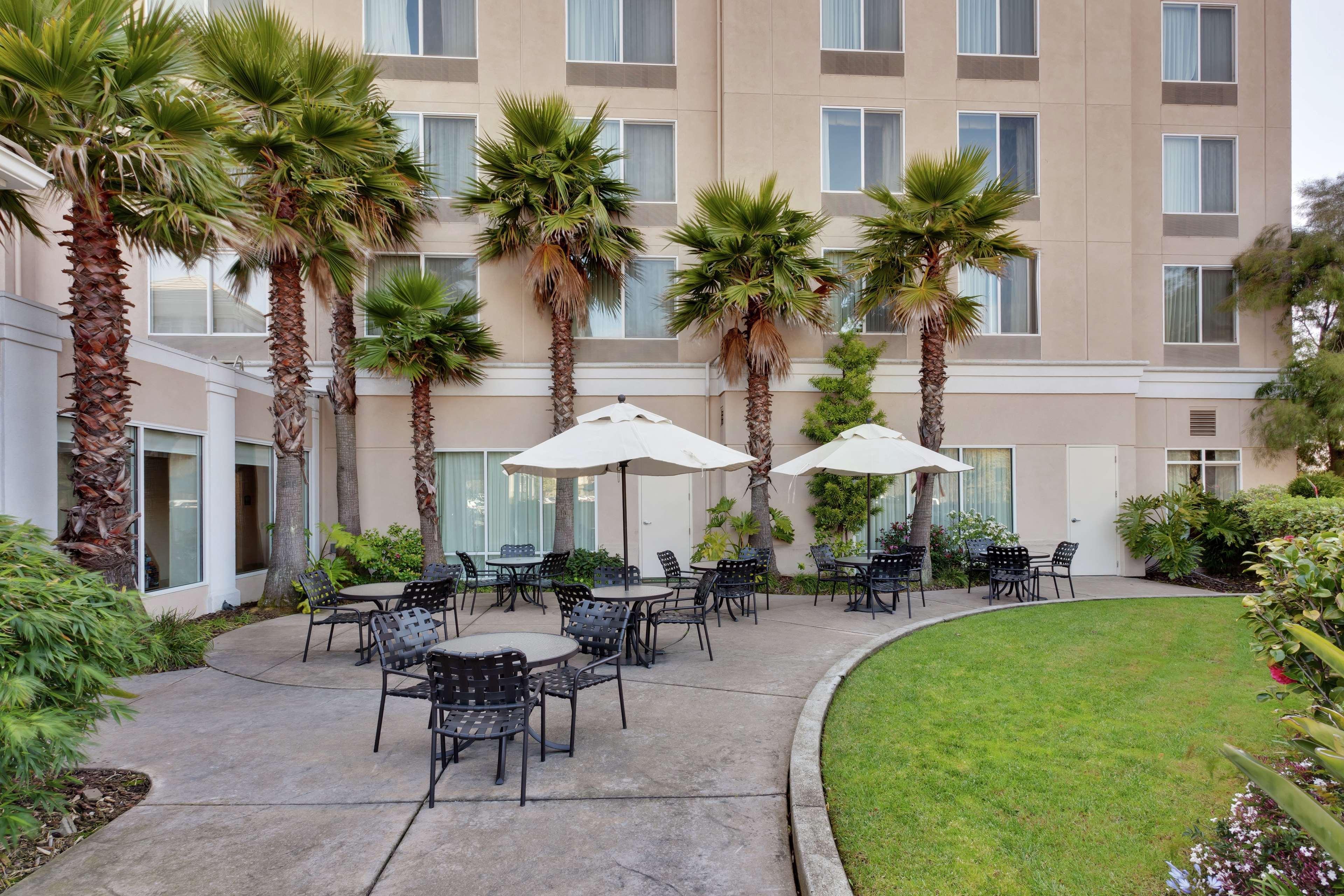 Hilton Garden Inn San Francisco Airport North Юг Сан Франциско Экстерьер фото